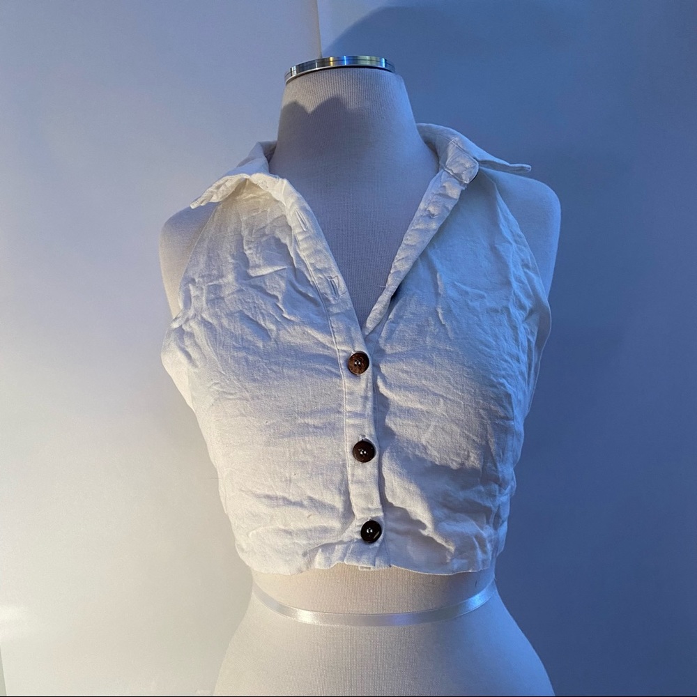 Forever 21 Contemporary Tie Back White Collar Top